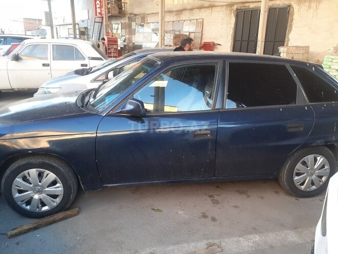 Opel Astra 1994, 495,376 km - 1.6 l - Bakı