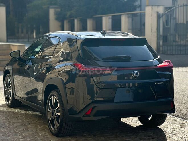 Lexus UX 250h 2021, 7,000 km - 2.0 l - Bakı
