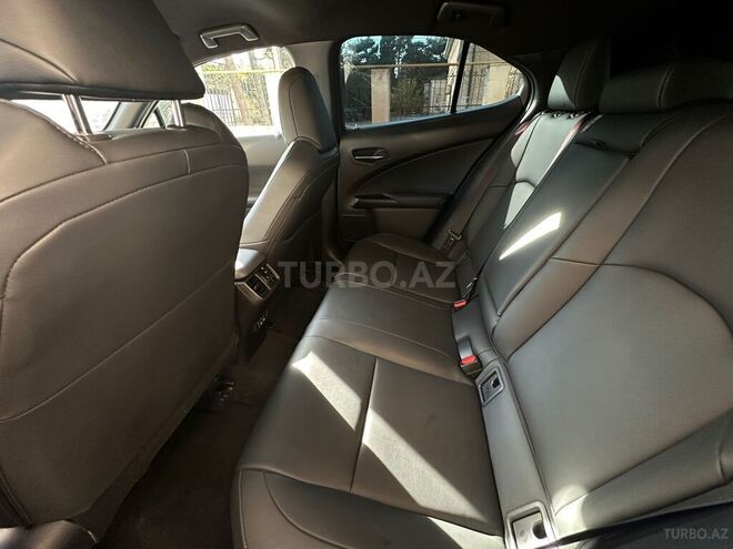 Lexus UX 250h 2021, 7,000 km - 2.0 l - Bakı