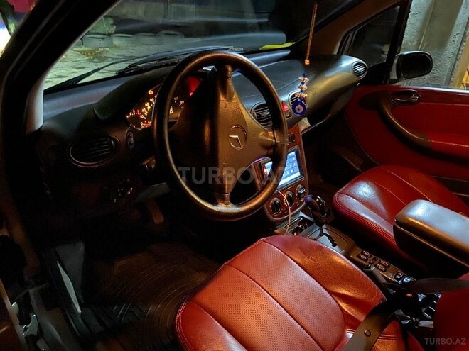 Mercedes A 160 2004, 243,288 km - 1.6 л - Bakı