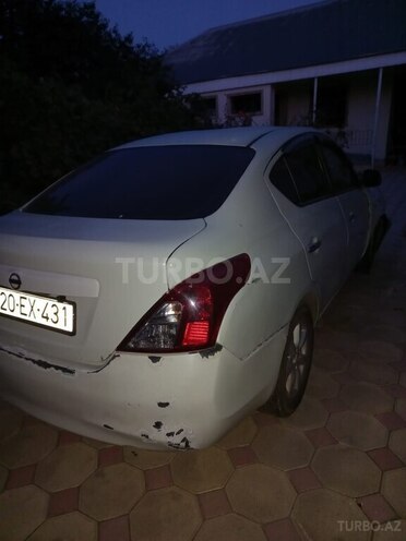 Nissan Sunny 2013, 290,000 km - 1.5 л - Gəncə