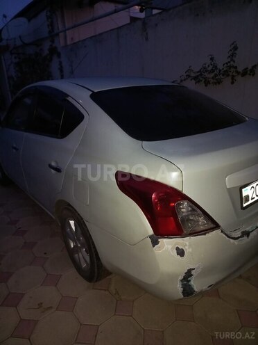 Nissan Sunny 2013, 290,000 km - 1.5 л - Gəncə