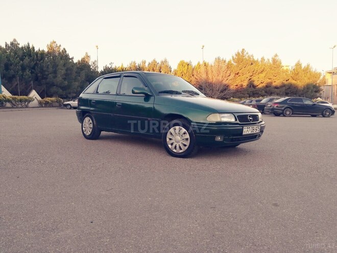 Opel Astra 1996, 468,801 km - 1.6 l - Sumqayıt