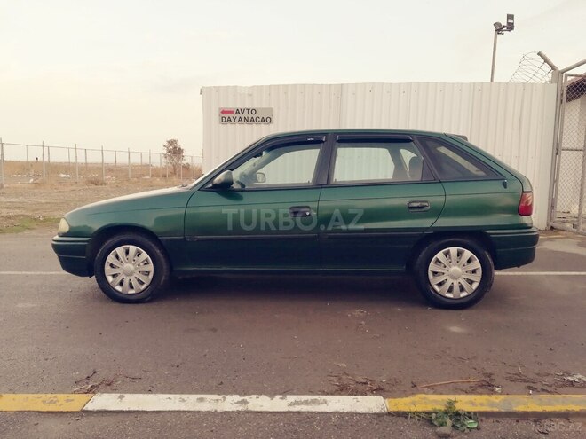Opel Astra 1996, 468,801 km - 1.6 l - Sumqayıt