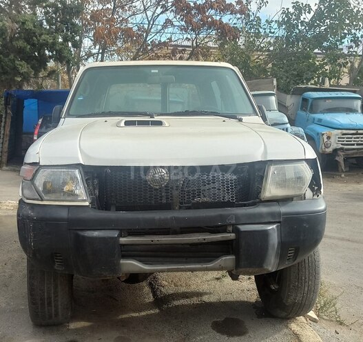 Nissan Patrol 2001, 250,000 km - 3.0 l - Bakı