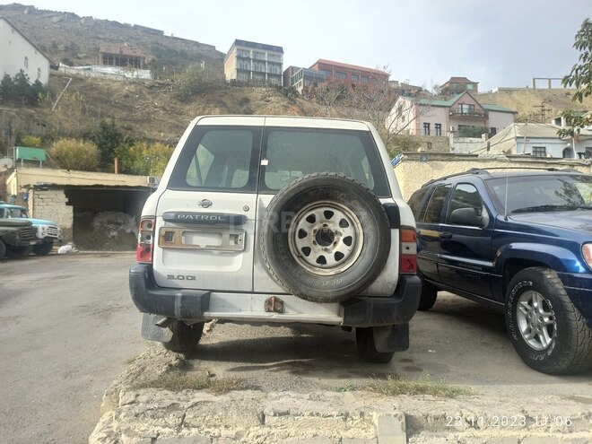 Nissan Patrol 2001, 250,000 km - 3.0 l - Bakı