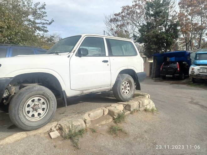 Nissan Patrol 2001, 250,000 km - 3.0 l - Bakı