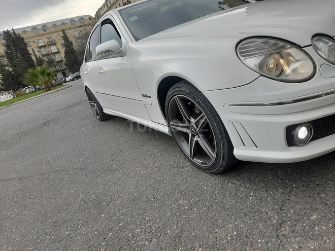 Mercedes E 320 2004, 351,360 km - 3.2 l - Sumqayıt