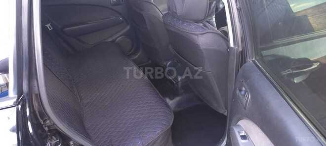Mitsubishi Outlander 2003, 290,100 km - 2.4 l - Tovuz