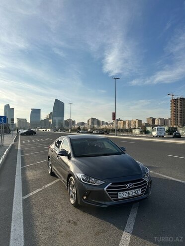 Hyundai Elantra 2016, 133,000 km - 1.6 l - Bakı