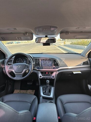 Hyundai Elantra 2016, 133,000 km - 1.6 l - Bakı