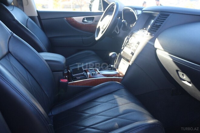 Infiniti QX70 2016, 93,500 km - 3.7 л - Bakı
