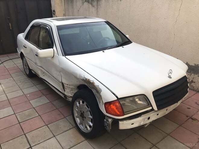 Mercedes C 200 1997, 312,312 km - 2.0 l - Bakı