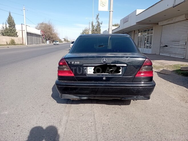 Mercedes C 230 1999, 263,000 km - 2.3 л - Saatlı