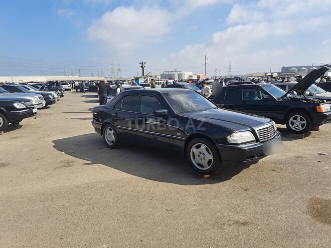 Mercedes C 230 1997, 258,634 km - 2.3 l - Bakı