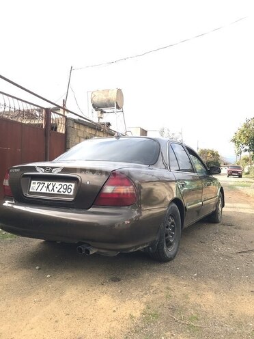 Hyundai Sonata 1997, 315,760 km - 2.0 l - Xudat