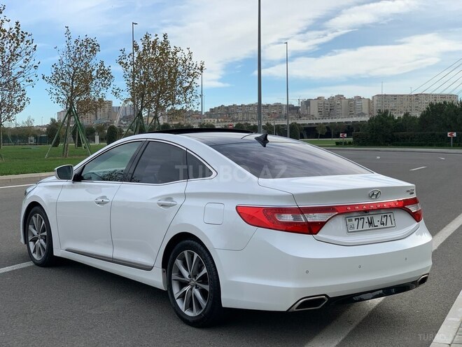 Hyundai Grandeur 2015, 216,000 km - 2.2 l - Bakı