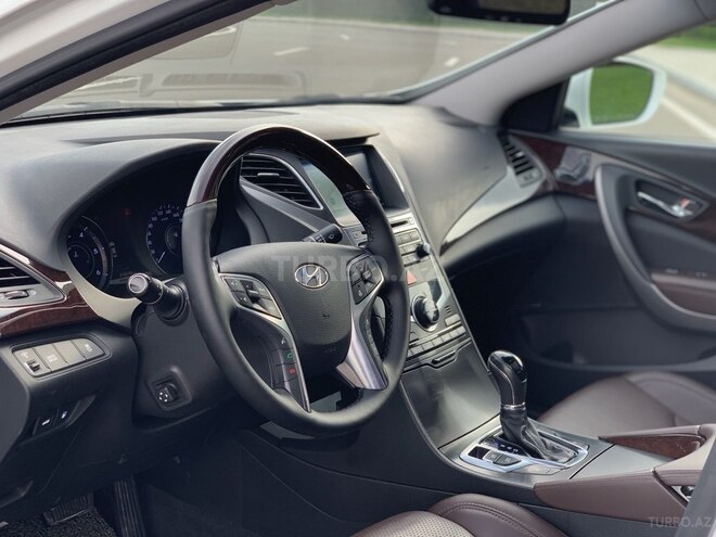 Hyundai Grandeur 2015, 216,000 km - 2.2 l - Bakı