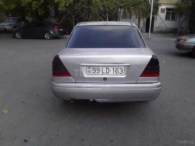 Mercedes C 220 1994, 230,000 km - 2.2 l - Bakı
