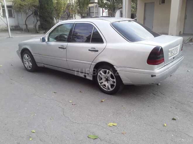 Mercedes C 220 1994, 230,000 km - 2.2 l - Bakı