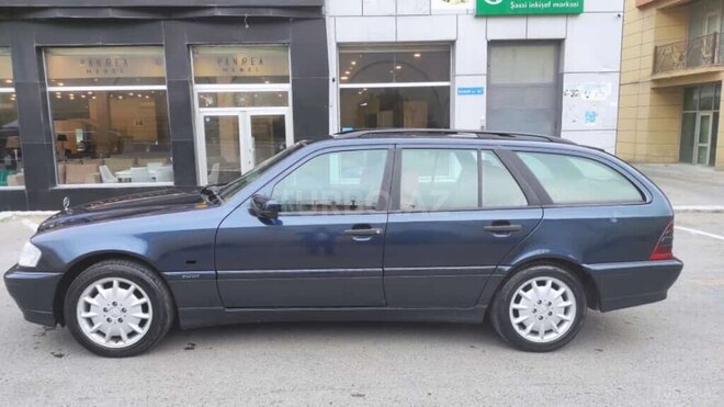 Mercedes C 220 1998, 406,000 km - 2.2 l - Bakı