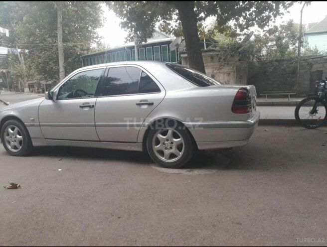 Mercedes C 220 1999, 313,816 km - 2.2 l - Laçın
