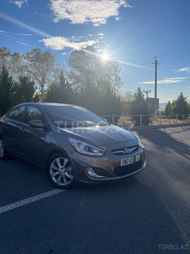 Hyundai Accent 2014, 70,000 km - 1.6 l - Şəki