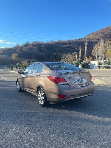 Hyundai Accent 2014, 70,000 km - 1.6 l - Şəki