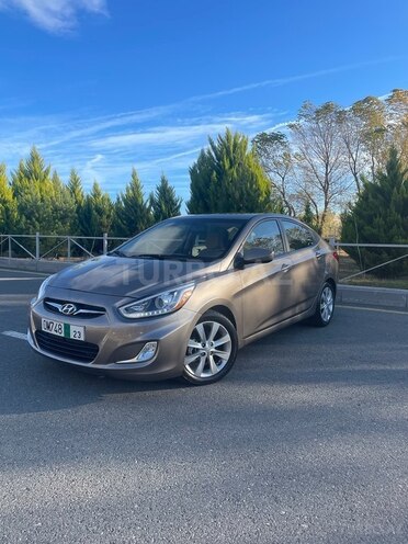 Hyundai Accent 2014, 70,000 km - 1.6 l - Şəki