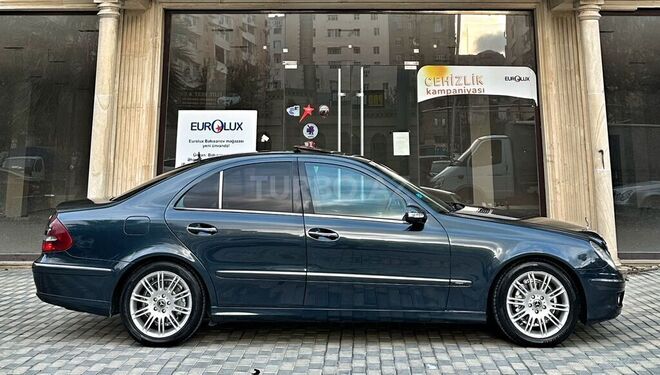 Mercedes E 270 2002, 251,000 km - 2.7 л - Bakı
