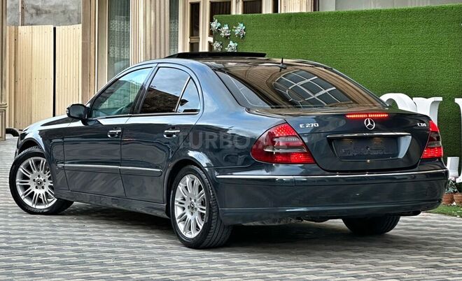 Mercedes E 270 2002, 251,000 km - 2.7 л - Bakı