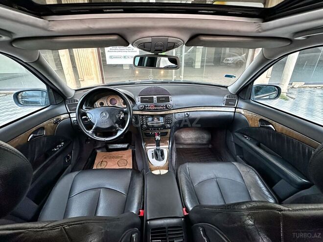 Mercedes E 270 2002, 251,000 km - 2.7 л - Bakı