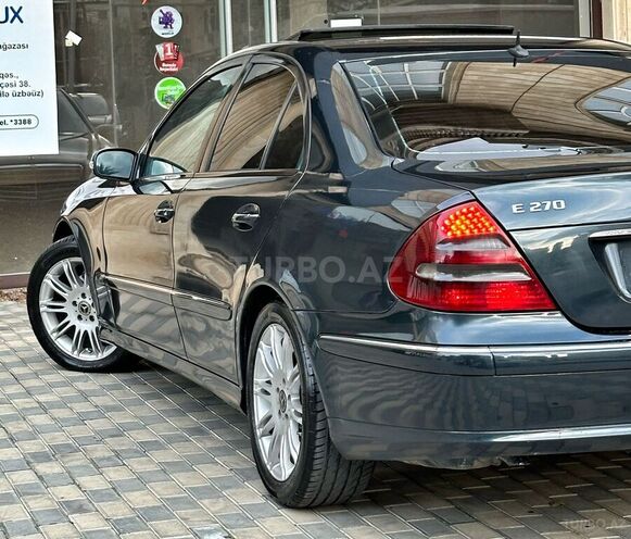 Mercedes E 270 2002, 251,000 km - 2.7 л - Bakı