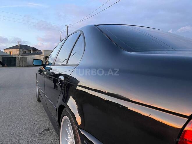 BMW 528 2000, 312,000 km - 2.8 л - Bakı