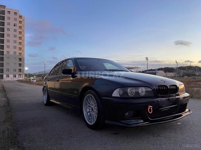 BMW 528 2000, 312,000 km - 2.8 л - Bakı