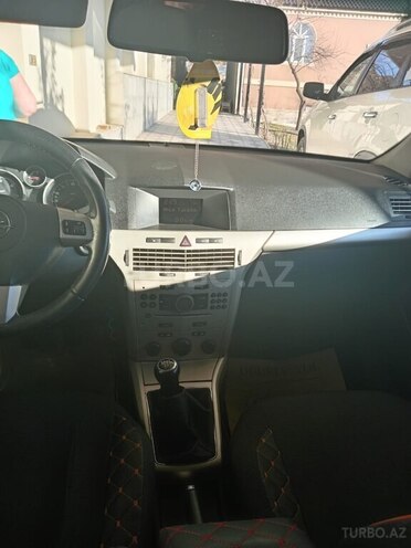 Opel Astra 2007, 250,000 km - 1.3 l - Şəki