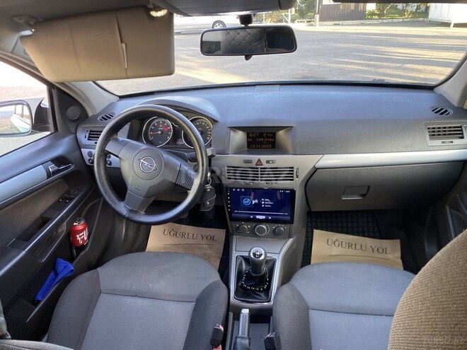 Opel Astra 2005, 197,000 km - 1.4 l - Göyçay