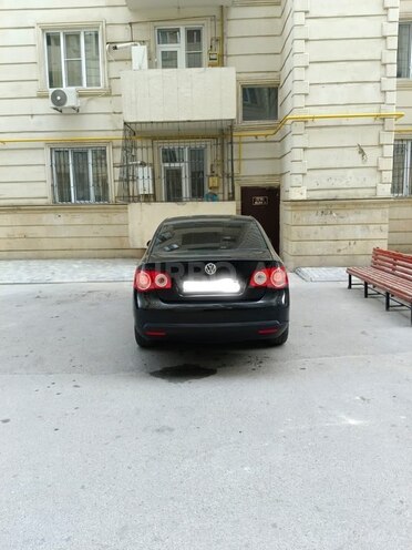 Volkswagen Jetta 2007, 271,000 km - 1.6 l - Quba