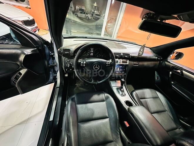 Mercedes C 220 2005, 297,843 km - 2.4 l - Xırdalan
