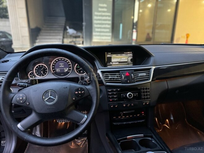 Mercedes E 350 2010, 243,700 km - 3.5 л - Bakı