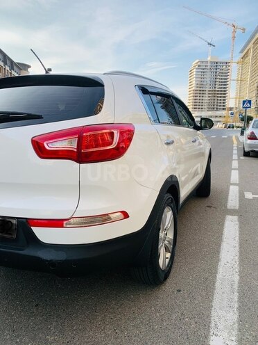 Kia Sportage 2013, 178,650 km - 2.0 л - Bakı