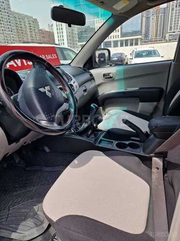 Mitsubishi L200 2014, 373,585 km - 2.5 l - Bakı