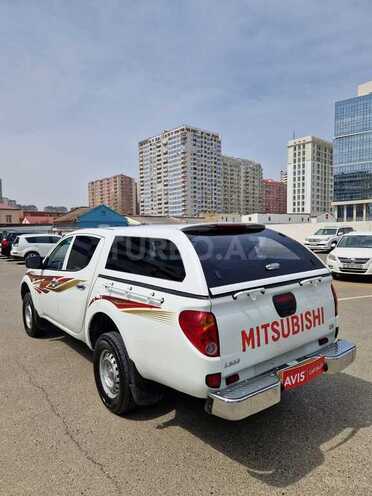 Mitsubishi L200 2014, 373,585 km - 2.5 l - Bakı