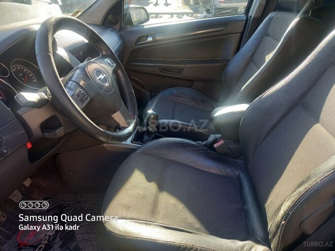Opel Astra 2005, 155,000 km - 1.4 l - Bakı