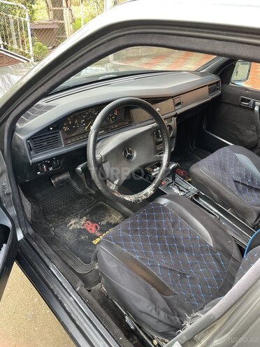 Mercedes 190 1987, 250,000 km - 2.0 l - Masallı