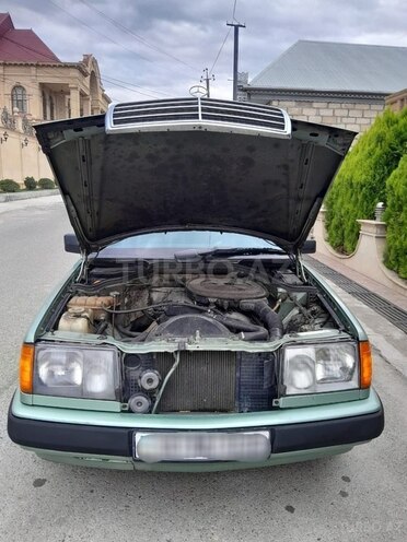 Mercedes E 230 1987, 382,450 km - 2.3 л - Şəmkir