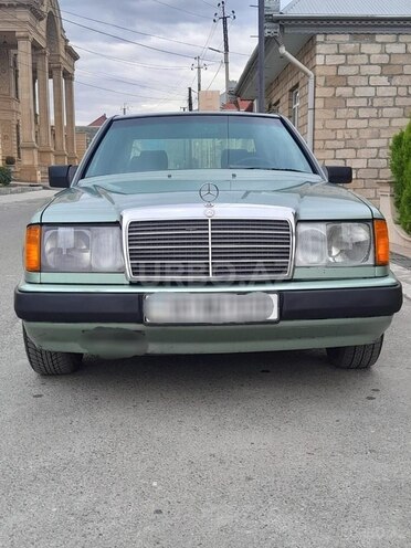 Mercedes E 230 1987, 382,450 km - 2.3 л - Şəmkir