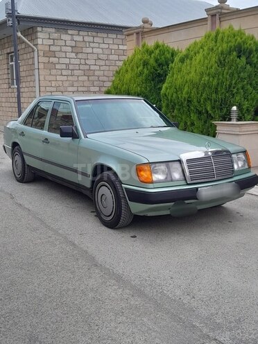 Mercedes E 230 1987, 382,450 km - 2.3 л - Şəmkir