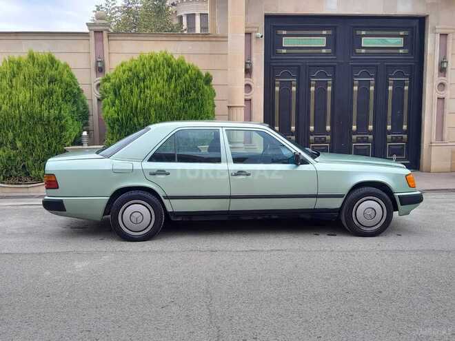 Mercedes E 230 1987, 382,450 km - 2.3 л - Şəmkir