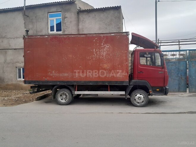 Mercedes 809 D 1992, 331,665 km - 3.9 l - Bakı